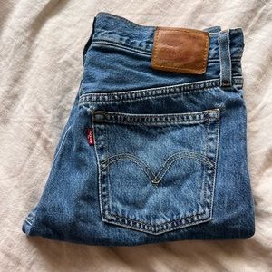 Levi’s premium 501 skinny Jean 27